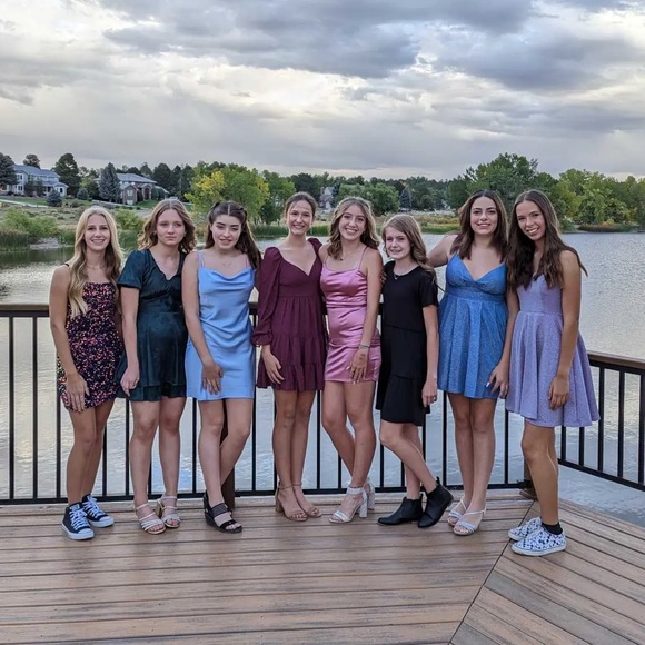 Black color-shift hoco dress - Picture 4 of 4